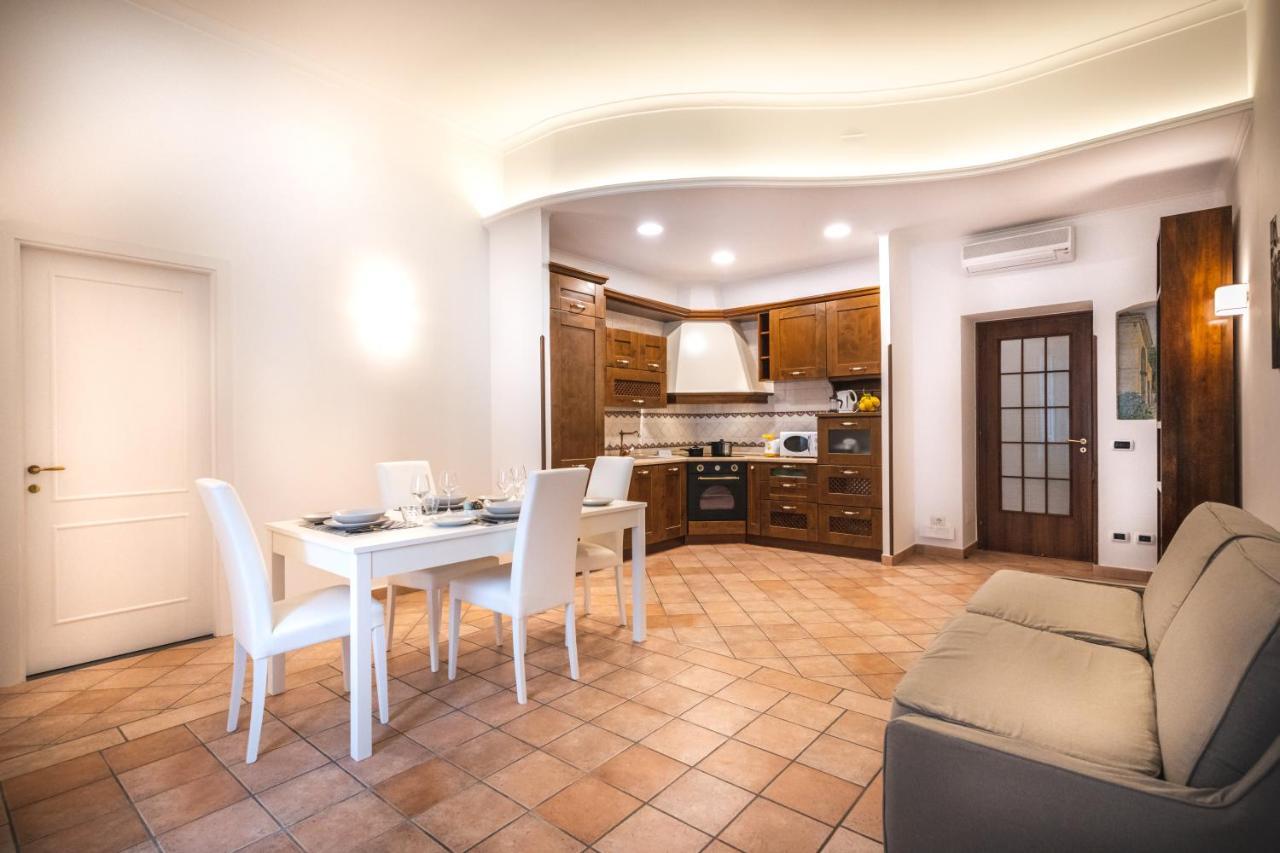 סורנטו Apartment Giuliani מראה חיצוני תמונה